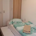 Traumreise Mit Balkon Zentral דירה פרידריכסהאפן
