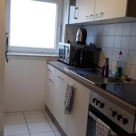 דירה Traumreise Mit Balkon Zentral פרידריכסהאפן